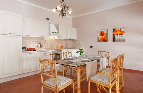 Santigaro Apartment | Holiday apartment San Felice del Benaco for 1 - 5 persons with 1 bedroom - Holiday apartment
