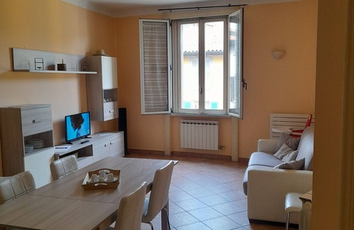 Borgo San Leonardo Apartment | Holiday Accommodation "Casa Vacanza Arcobaleno" in the heart of Bergamo