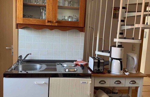 Klausdorf Apartment | Holiday apartment with garden, directly in crane's staging area