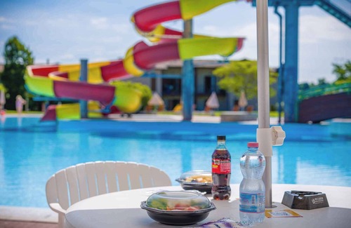 Peschiera del Garda Apartment | Holiday apartment with outdoor pool and children's entertainment in a great residence