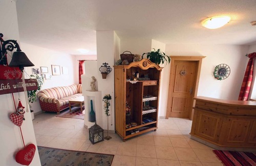 Ried im Zillertal Apartment | Holiday apartment with balcony and wifi
