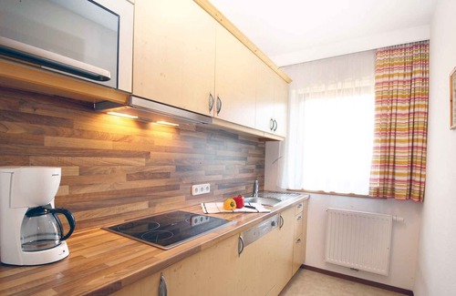 Ried im Zillertal Apartment | Holiday apartment with balcony and wifi