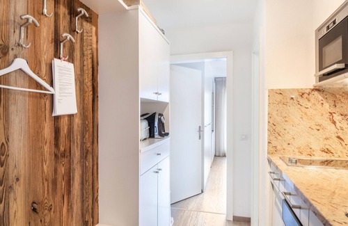 Seefeld in Tirol Apartment | Holiday Apartment "Haus Excelsior Top 20" with Mountain View, Balcony & Wi-Fi