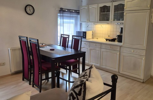 Aicha vorm Wald Apartment | Holiday Apartment 'Ferienhaus Hofmark' with Private Terrace, Wi-Fi and Air Conditioning