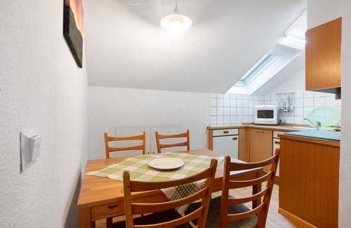 Todtnauberg Apartment | Holiday Apartment '4, 65 sqm' with Mountain View, Shared Terrace and Wi-Fi