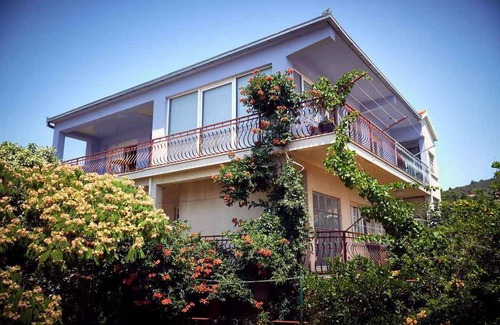 Vinisce Apartment | Holiday apartment Adriatic Sea at 30 m