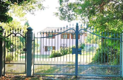 Acqualagna Apartment | Holiday apartment Acqualagna for 1 - 6 persons - Twin house