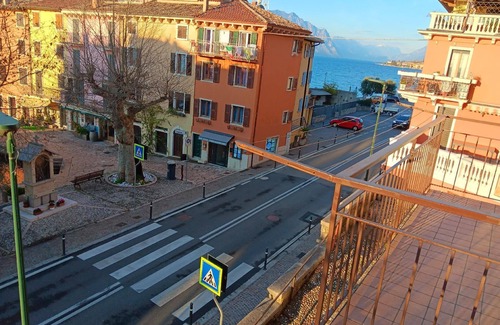 Porto Apartment | Holiday apartment Brenzone for 1 - 5 persons with 2 bedrooms - Holiday apartment in one or multi-fam