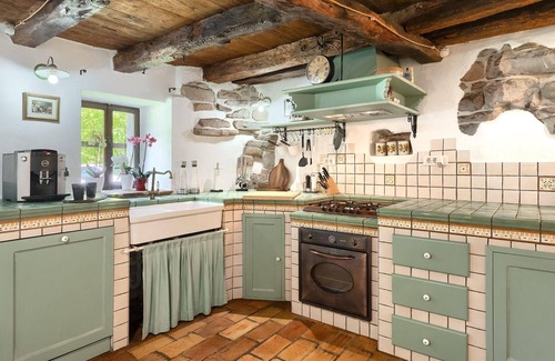 Buzet House | Holiday apartment Buzet for 1 - 8 persons with 4 bedrooms - Holiday house