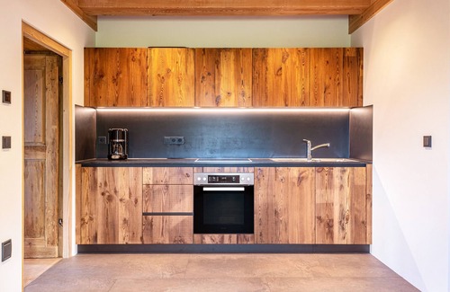 San Genesio Atesino Apartment | Holiday Apartment Egger an der Lahn - Nonno with Mountain View, Terrace and Wi-Fi