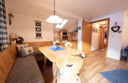 Obergrainau Apartment | Holiday apartment "Gipfelstürmer" in Grainau with unforgettable view of Germany'