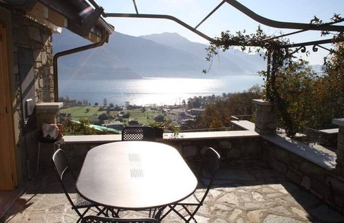 San Gregorio Apartment | Holiday apartment Gravedona for 1 - 4 persons with 1 bedroom - Row house