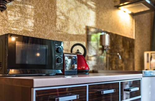 Lomnica House | Holiday Apartment in Mysłakowice with Terrace, Garden and Barbecue