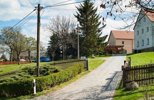 Tharandt House | Holiday apartment in Tharandt with Wi-Fi