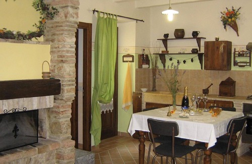 Cagli Apartment | Holiday apartment “Iris”