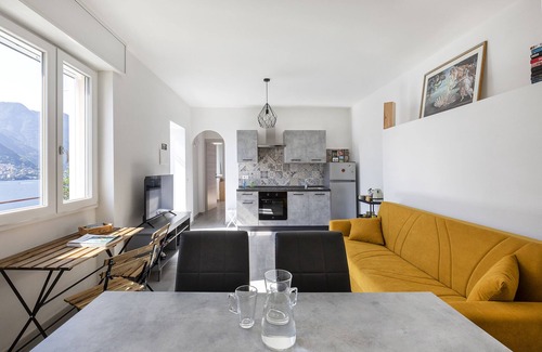 Pognana Lario Apartment | Holiday Apartment "Como Lake Paradise" with Lake View, Private Terrace and Wi-Fi