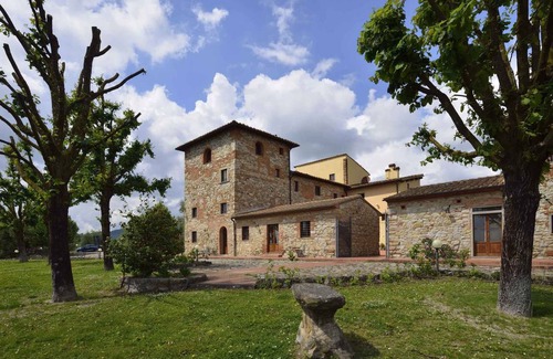 Santomato Apartment | Holiday apartment- Rooms with an outdoor pool