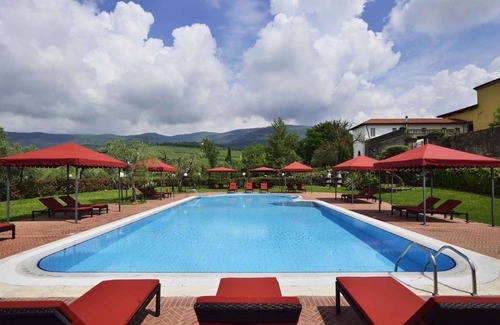Santomato Apartment | Holiday apartment- Rooms with an outdoor pool