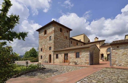 Santomato Apartment | Holiday apartment- Rooms with an outdoor pool