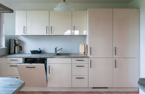 Wassersuppe Apartment | Holiday Apartment "Landhaus Charlotte - Storchennest" with Lake View, Balcony & Wi-Fi