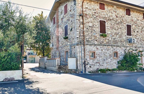 Lazise Apartment | Holiday apartment Lazise for 1 - 5 persons with 2 bedrooms - Holiday apartment in one or multi-famil