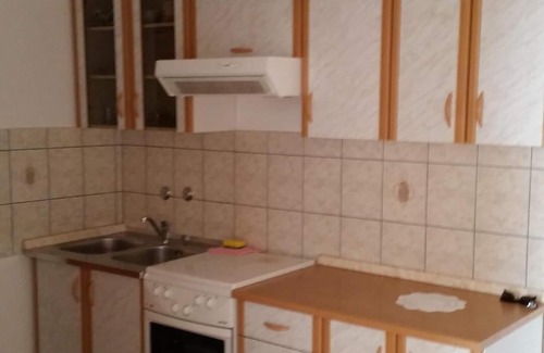 Liznjan Apartment | Holiday apartment Ližnjan for 2 - 4 persons with 2 bedrooms - Row house