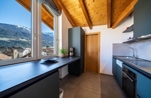 Silandro Apartment | Holiday Apartment "Luisa" with Mountain View, Private Terrace & Wi-Fi