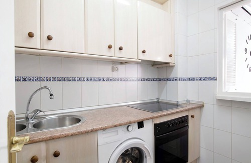 Ronda Apartment | Holiday Apartment "Mia" with 2 Balconies, Wi-Fi & Air Conditioning