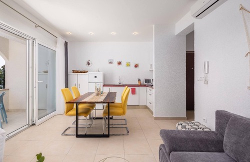 Marusici Apartment | Holiday apartment Mimice for 1 - 4 persons with 1 bedroom - Holiday apartment