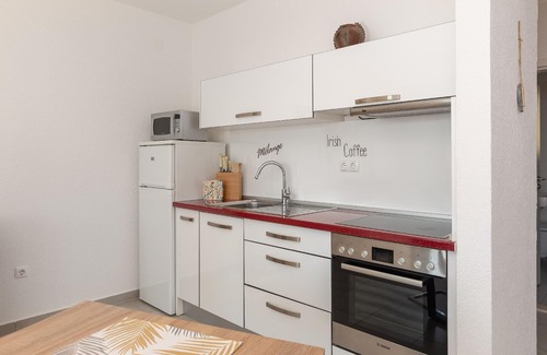 Marusici Apartment | Holiday apartment Mimice for 1 - 4 persons with 1 bedroom - Holiday apartment