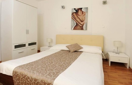 Marusici Apartment | Holiday apartment Mimice for 1 - 5 persons with 2 bedrooms - Row house