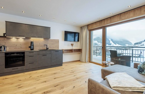 Grossarl Apartment | Holiday Apartment 'Mountain Suite No°201' with Mountain View, Balcony and Wi-Fi
