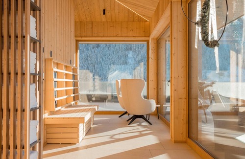 Grossarl Apartment | Holiday Apartment 'Mountain Suite No°201' with Mountain View, Balcony and Wi-Fi