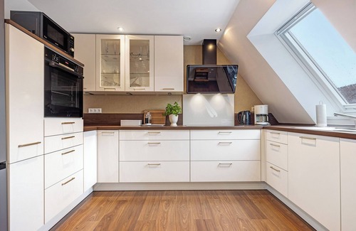 Oldendorf Apartment | Holiday Apartment Oertzheide with Private Garden, Balcony and Wi-Fi