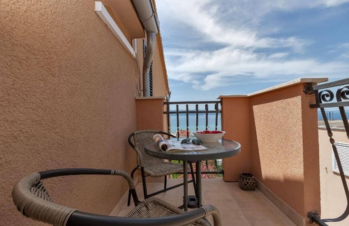 Duce Apartment | Holiday apartment Omiš for 1 - 2 persons with 1 bedroom - Holiday apartment in one or multi-family h