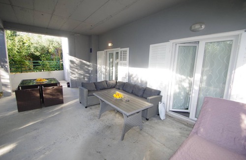 Klek Apartment | Holiday apartment on the beach, village Klek