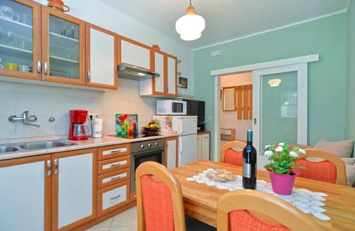 Porec Apartment | Holiday apartment Poreč for 1 - 4 persons with 2 bedrooms - Holiday apartment