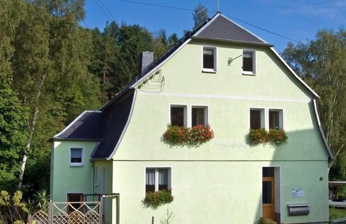 Bad Schlema Apartment | Holiday apartment Schlema for 2 - 4 persons with 1 bedroom - Holiday apartment in one or multi-famil