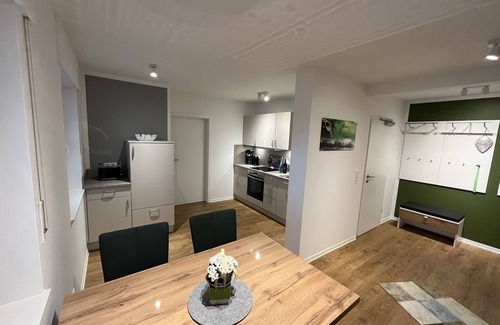 Versmold Apartment | Holiday Apartment 'Seerose' with Lake View, Private Terrace and Wi-Fi