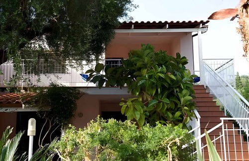 Palinuro Apartment | Holiday apartment surrounded by Mediterranean nature with grill