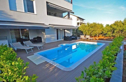 Turanj Apartment | Holiday apartment Turanj for 1 - 8 persons with 4 bedrooms - Holiday apartment