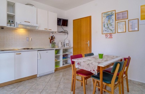Veli Losinj Apartment | Holiday apartment Veli Losinj for 1 - 3 persons with 2 bedrooms - Twin house