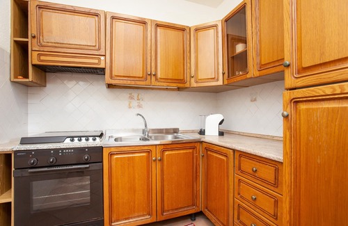 Schifoni Apartment | Holiday Apartment "Vacanza a San Teodoro" with Balcony, Garden & Terraces