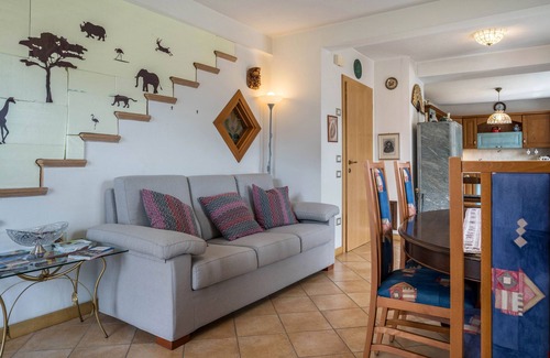 Lamon Apartment | Holiday Apartment "Villa Fiore" with Mountain View, 2 Private Terraces & Wi-Fi