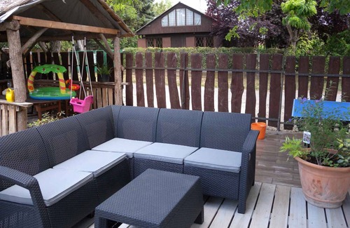 Siofok-Sosto Apartment | Holiday apartment with pool, air conditioning and washing machine