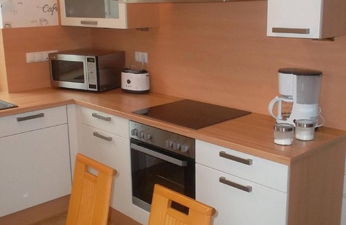 Glees Apartment | Holiday apartment with a terrace and a garden