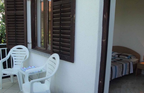 Soline Apartment | Holiday apartment with air conditioning and terrace with sea view