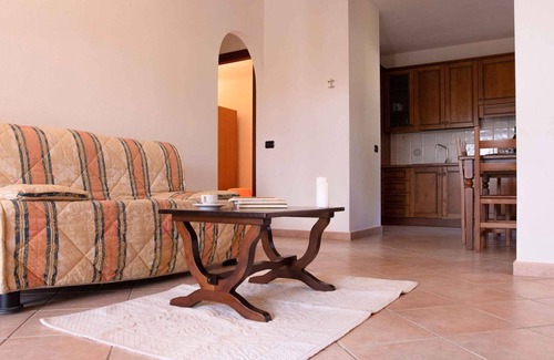 Sos Alinos Apartment | Holiday apartment with pool and air conditioning
