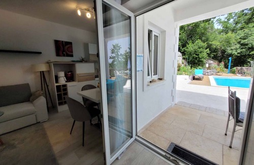 Liganj Apartment | Holiday apartment with sea view