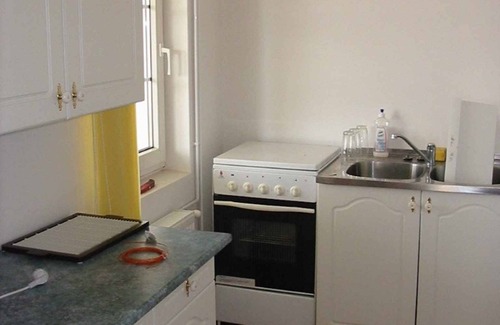 Heviz Apartment | Holiday apartment with terrace to the garden side